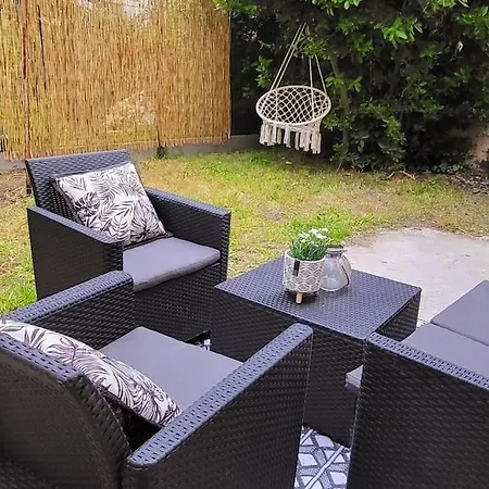 Maisonnette Cosy Avec Jardin Et Parking Gratuit, Proche Paris Et Centrex *