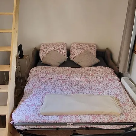 Le Petit Entre Paris Et Disney, Proche Centrex Avec Jardin Privatif Et Parking Noisy-le-Grand